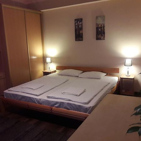 Home Apartman Debrecen Ngoại thất bức ảnh