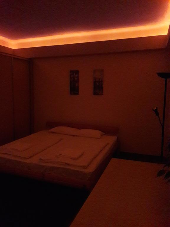 Home Apartman Debrecen Ngoại thất bức ảnh