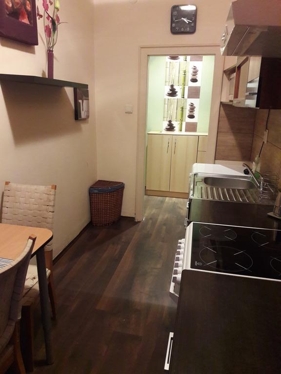Home Apartman Debrecen Ngoại thất bức ảnh